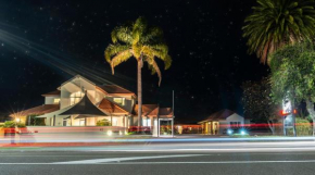  Pacific Coast Motor Lodge  Вакатане